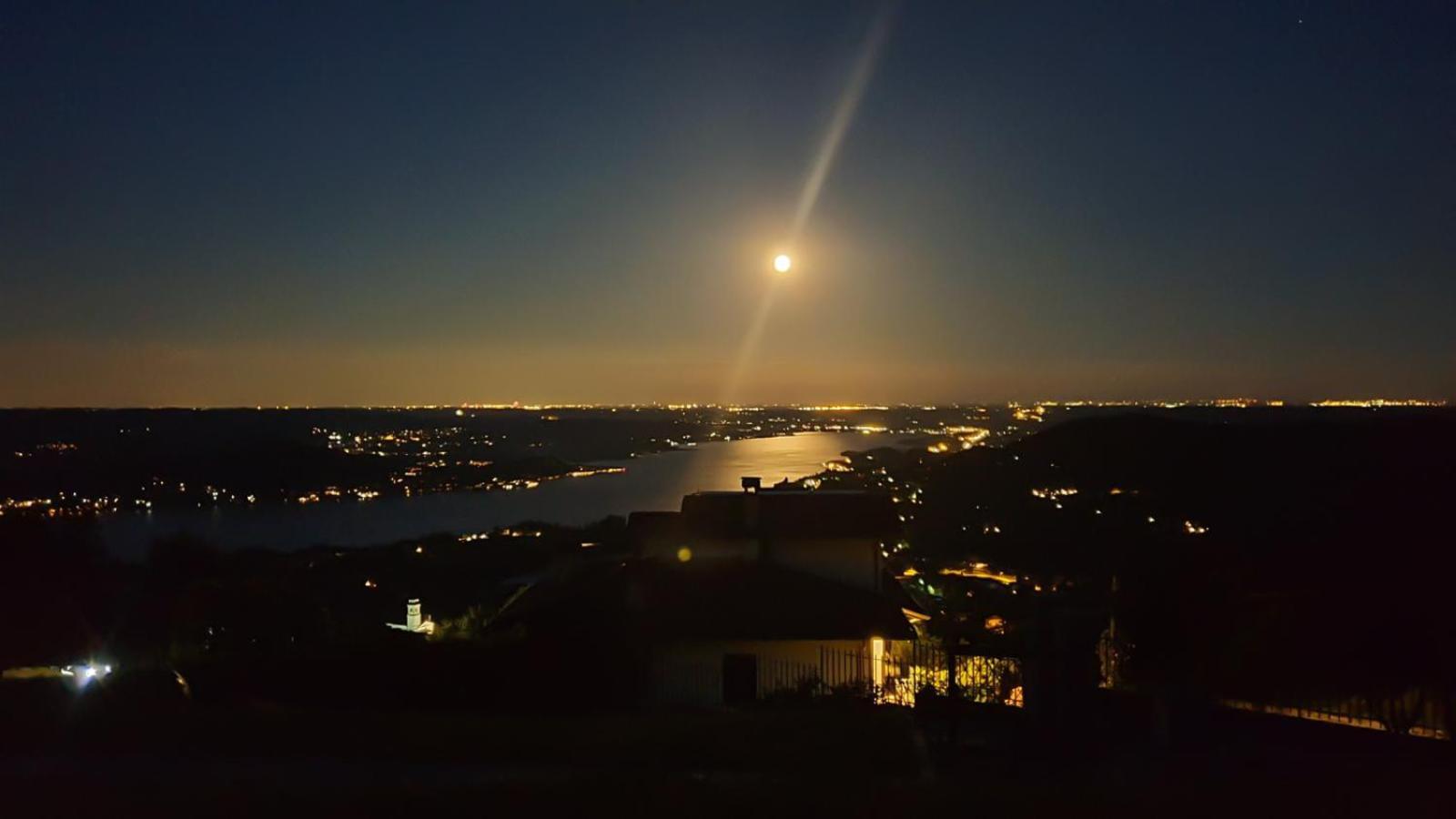 Gardenpark Soleil Villa Nebbiuno Dış mekan fotoğraf